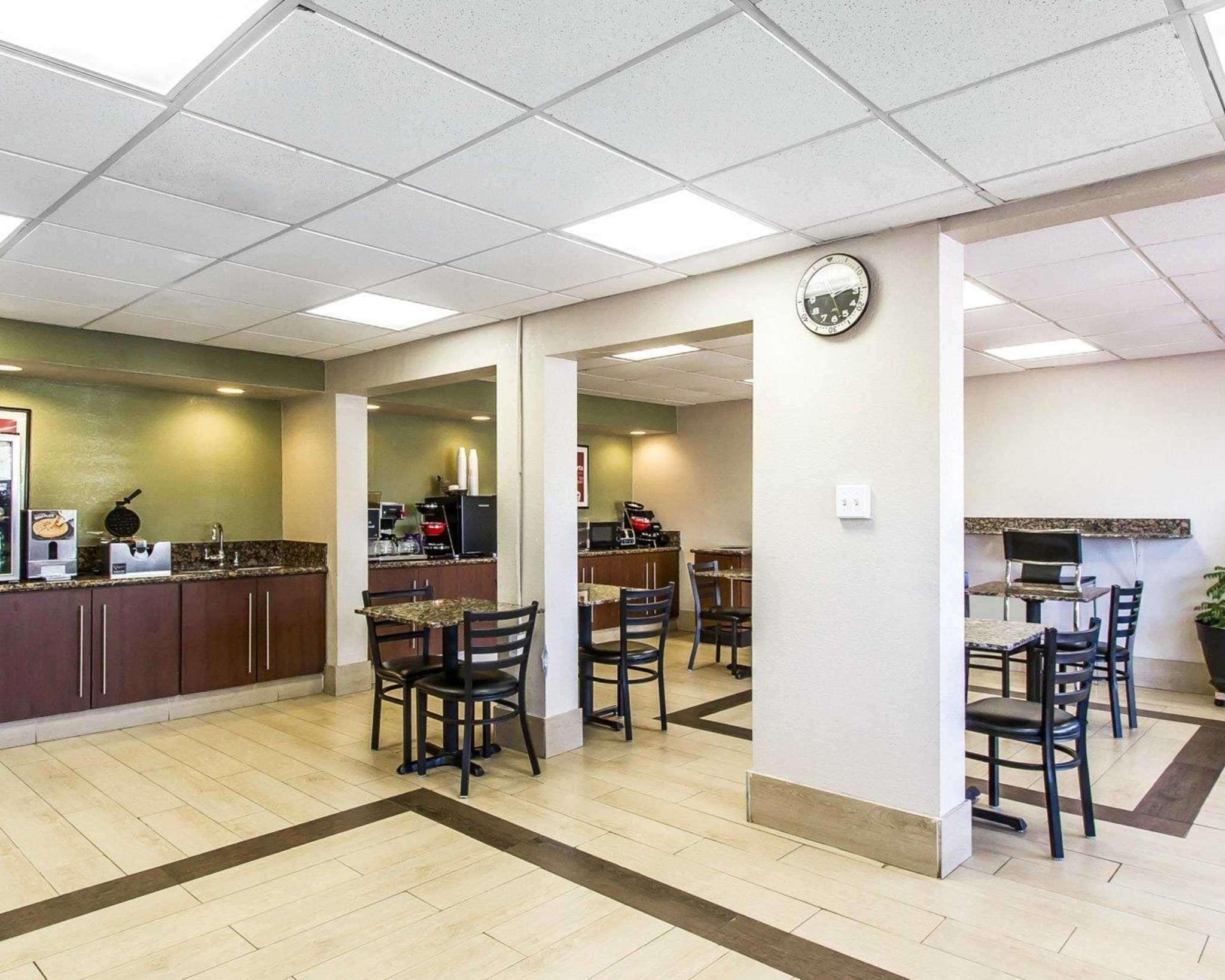 Econo Lodge Inn & Suites Near Bricktown Oklahoma City Buitenkant foto