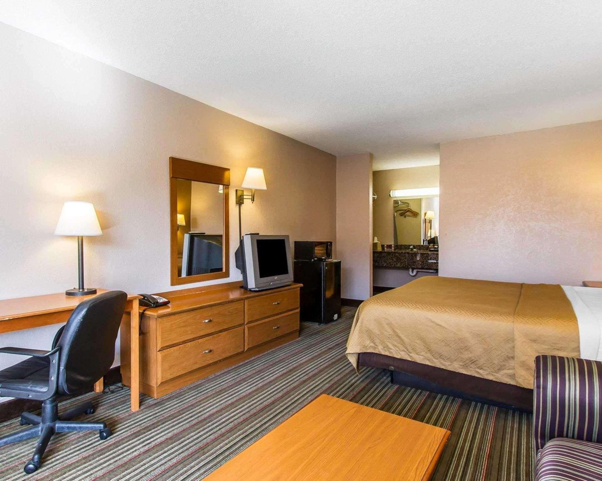 Econo Lodge Inn & Suites Near Bricktown Oklahoma City Buitenkant foto