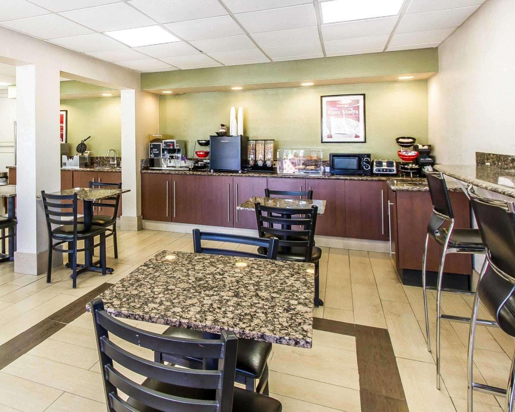 Econo Lodge Inn & Suites Near Bricktown Oklahoma City Buitenkant foto