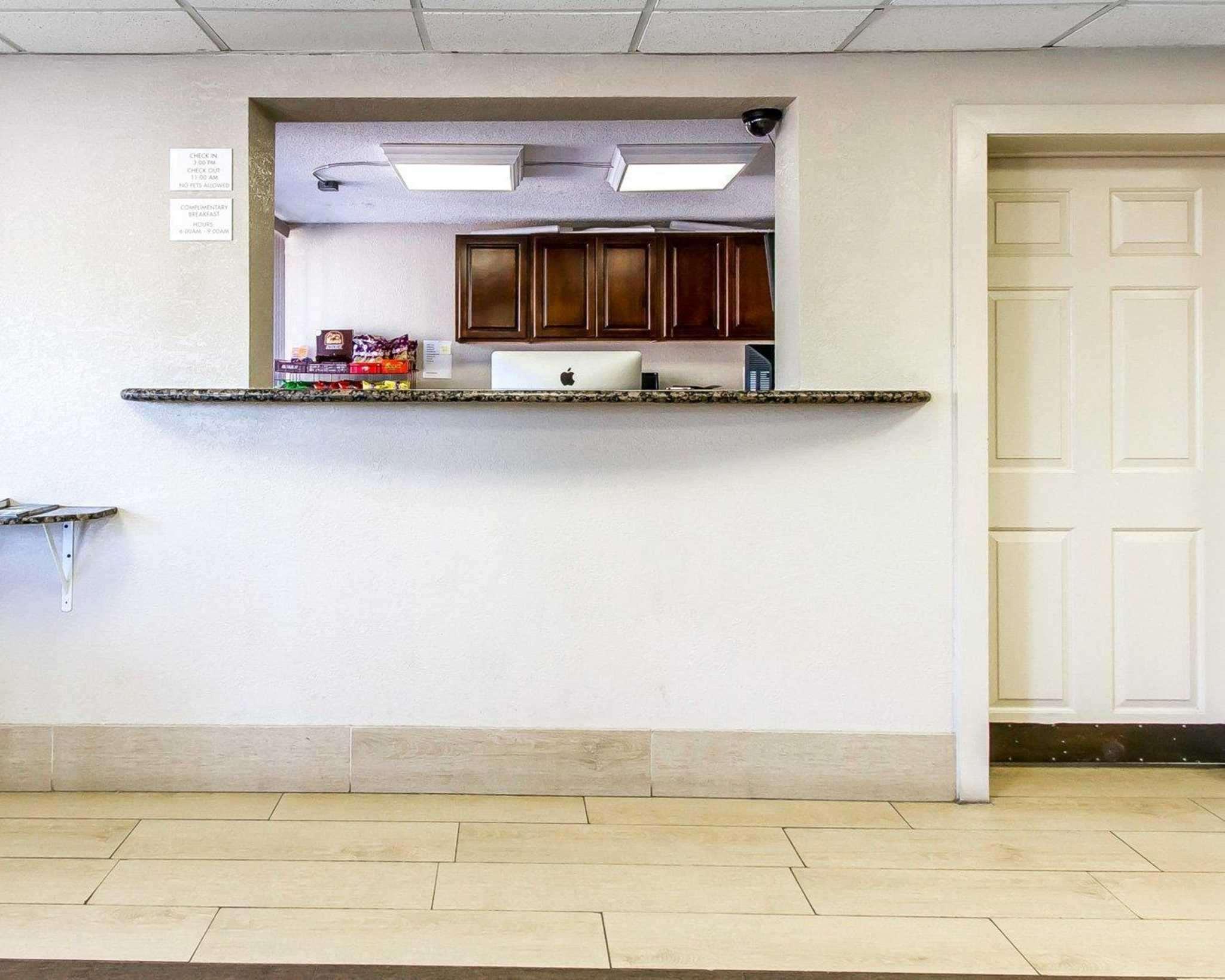 Econo Lodge Inn & Suites Near Bricktown Oklahoma City Buitenkant foto