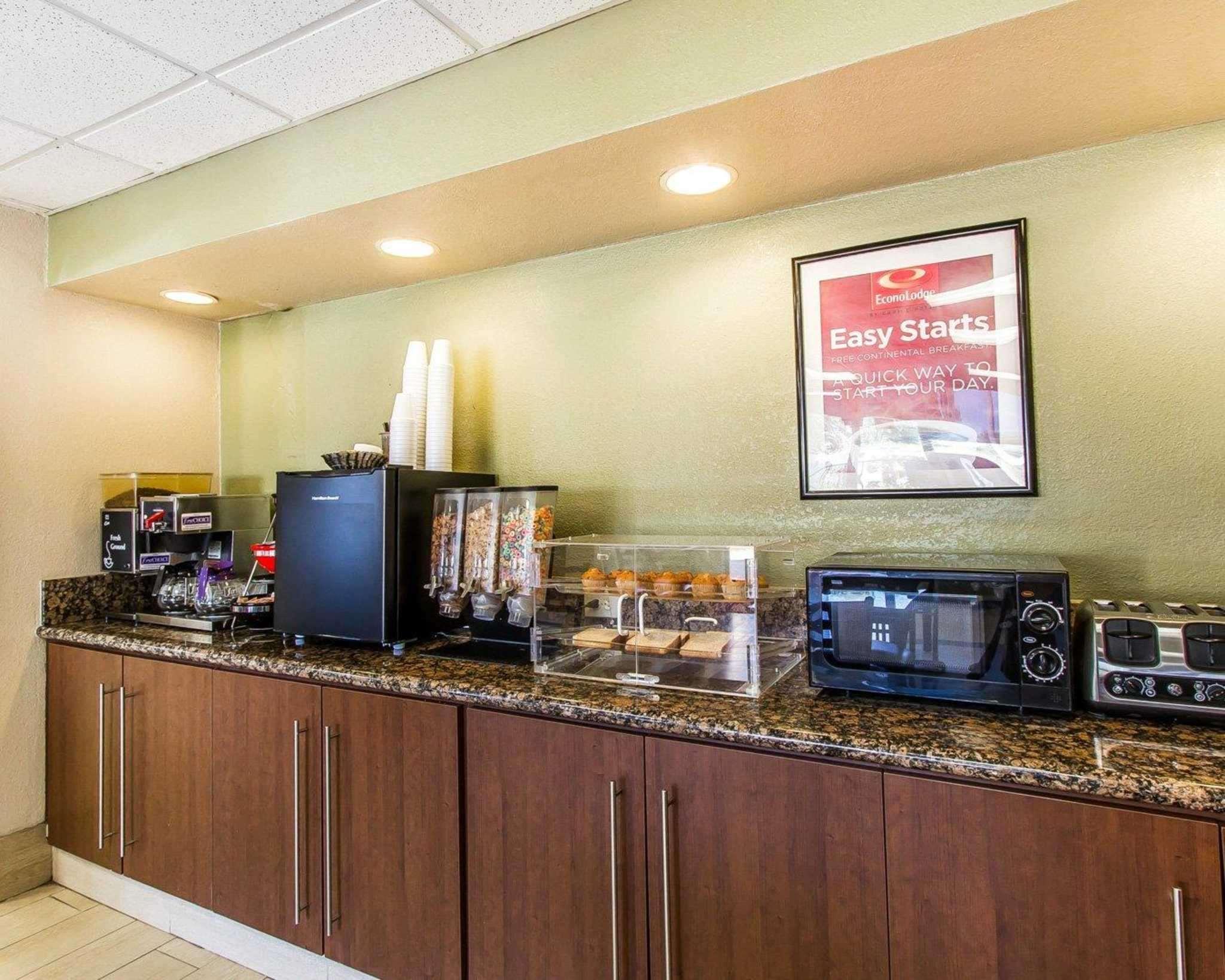 Econo Lodge Inn & Suites Near Bricktown Oklahoma City Buitenkant foto