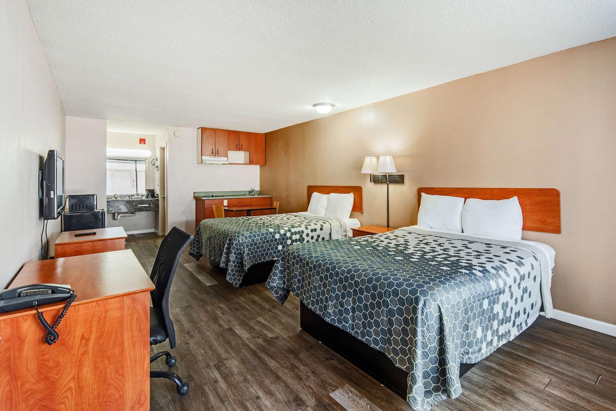 Econo Lodge Inn & Suites Near Bricktown Oklahoma City Buitenkant foto